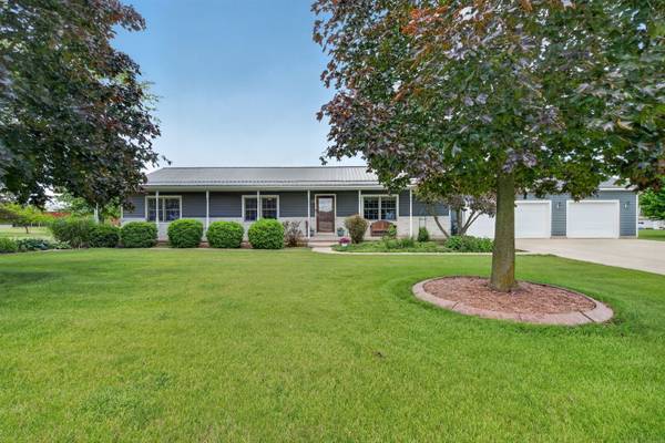 3365 N School DR, Morris, IL 60450