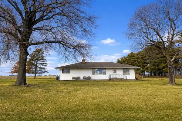 16353 2300 North AVE, Walnut, IL 61376