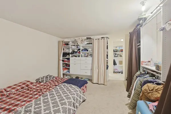5701 N Sheridan RD #3E, Chicago, IL 60660