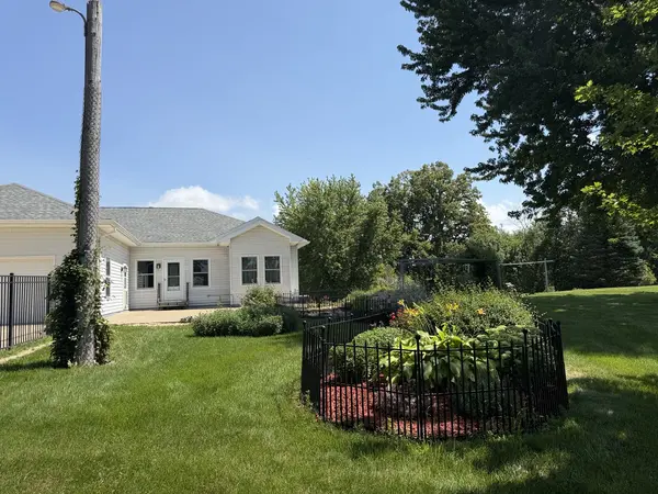18760 Hillside RD, Morrison, IL 61270