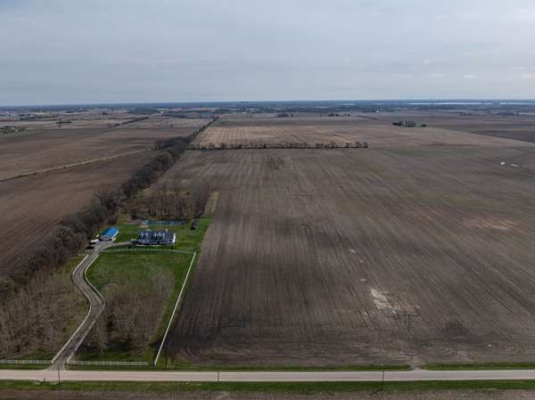 000 S Jugtown RD, Mazon, IL 60444