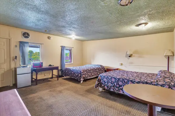 1824 E Main ST, Danville, IL 61832
