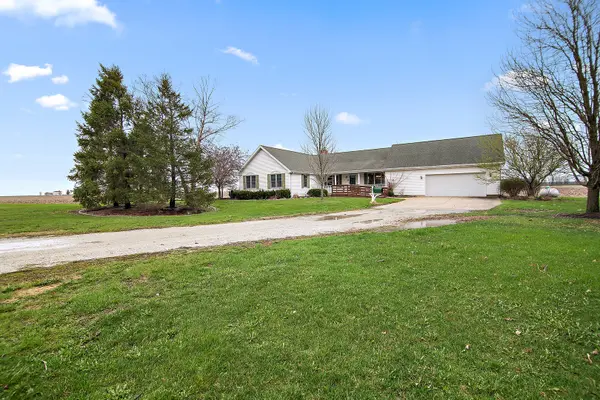 2078 N 1100 RD E, Danforth, IL 60930
