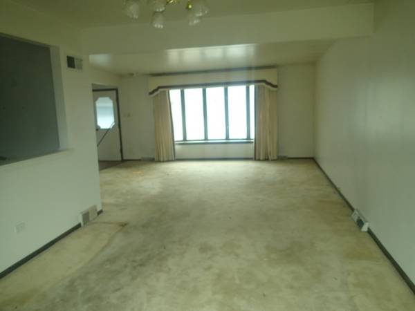 10363 S 84TH AVE, Palos Hills, IL 60465