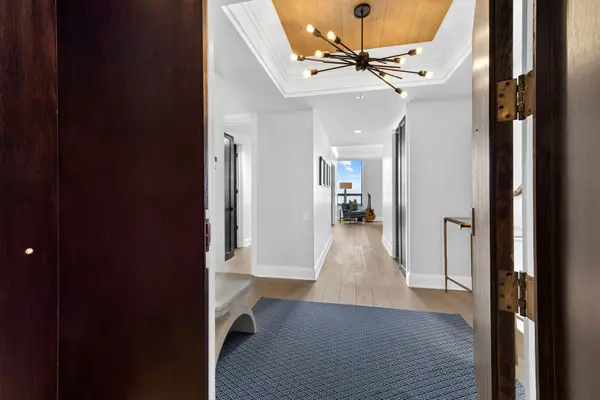 180 E Pearson ST #3702, Chicago, IL 60611