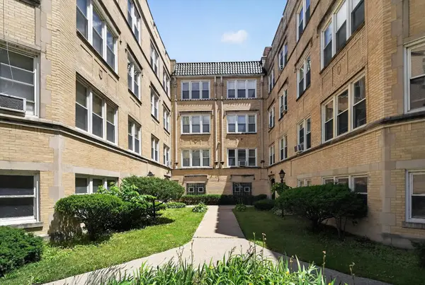 7017 S Merrill AVE #305, Chicago, IL 60649