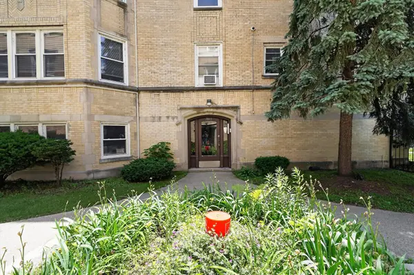 7019 S Merrill AVE #106, Chicago, IL 60649