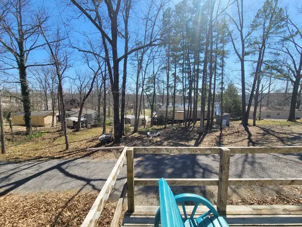 45 White Sands RD, Creal Springs, IL 62922
