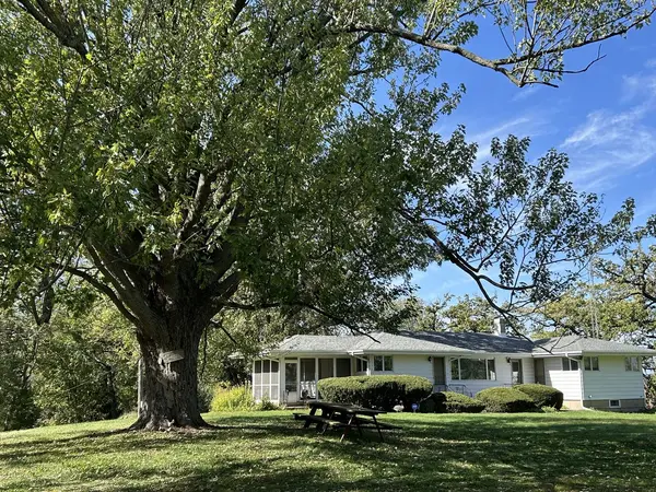 16104 McGuire RD, Harvard, IL 60033