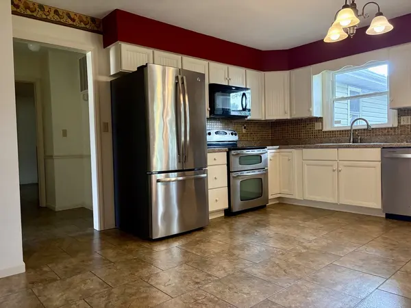 605 Oakdale DR, Centralia, IL 62801