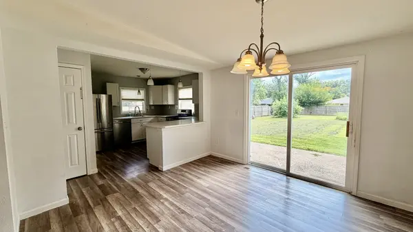 39 Ridge RD, Centralia, IL 62801