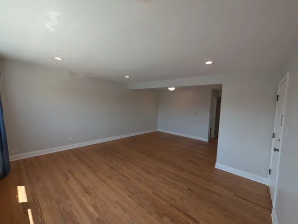 9216 Seymour AVE W #1E, Schiller Park, IL 60176