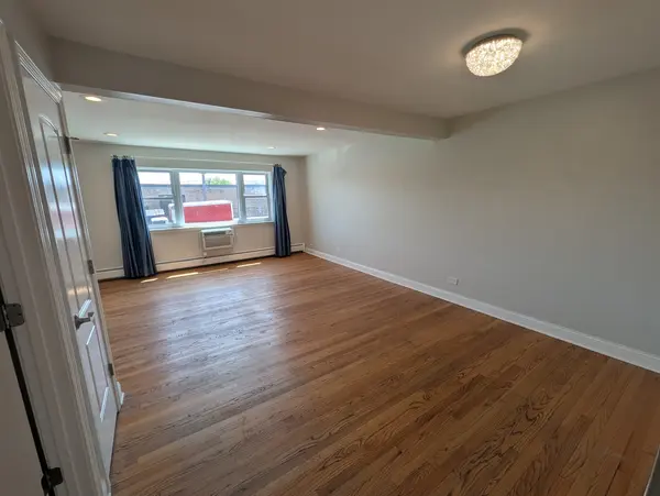 9216 Seymour AVE W #1E, Schiller Park, IL 60176