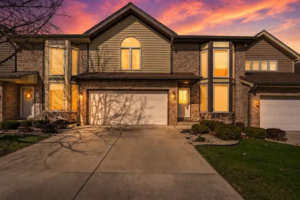 11742 Lighthouse LN, Palos Heights, IL 60463