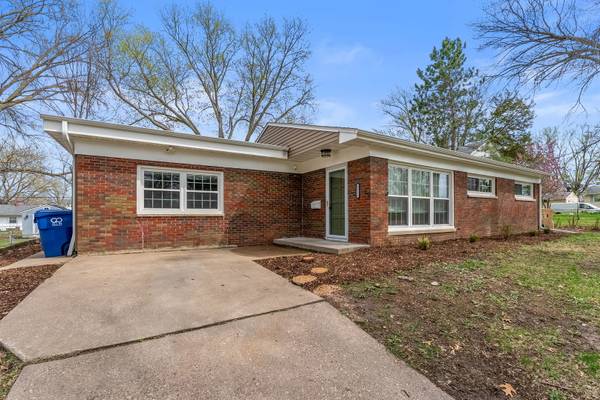 2511 Belle AVE, Davenport, IA 52803