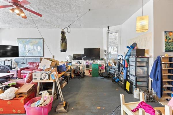 2605 W Division ST, Chicago, IL 60622