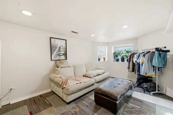 1637 S Saint Louis AVE #Garden, Chicago, IL 60623