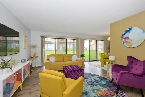 4182 192nd CT #253, Country Club Hills, IL 60478