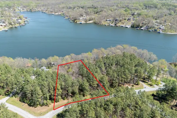 25 Stony PT, Goreville, IL 62939