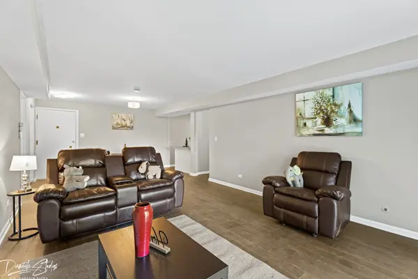 830 Elder RD #B114, Homewood, IL 60430
