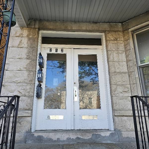 212 N LEAMINGTON AVE, Chicago, IL 60644