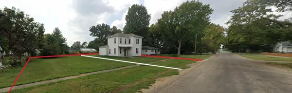 150 E Tanner ST, Waverly, IL 62692