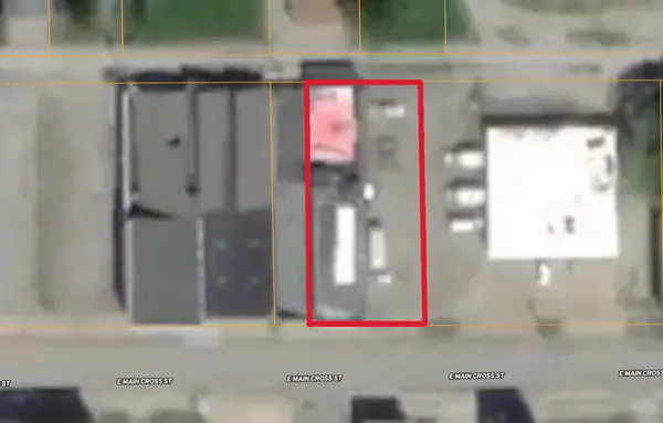 229 E Main Cross ST, Taylorville, IL 62568