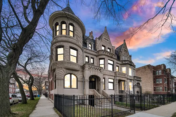 4558 S Ellis AVE, Chicago, IL 60653