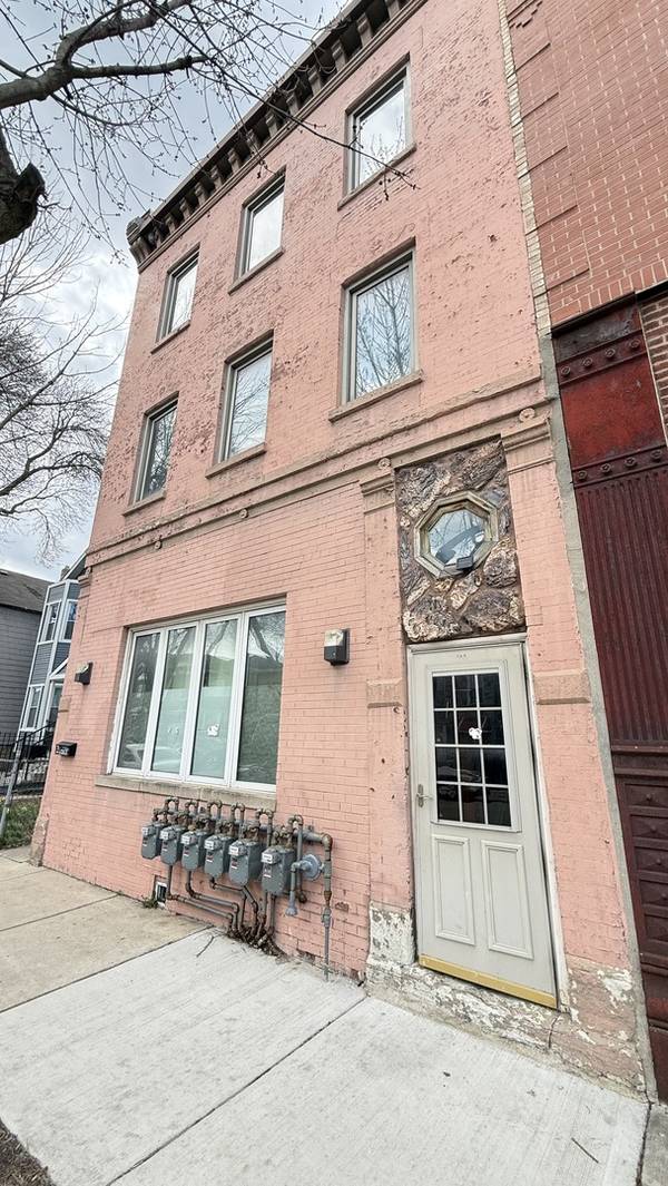 2904 S Wells ST, Chicago, IL 60616