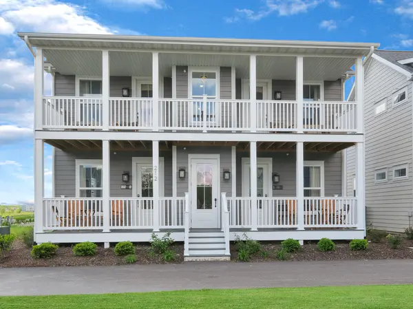 212 Great Loop East DR #1B, Ottawa, IL 61350