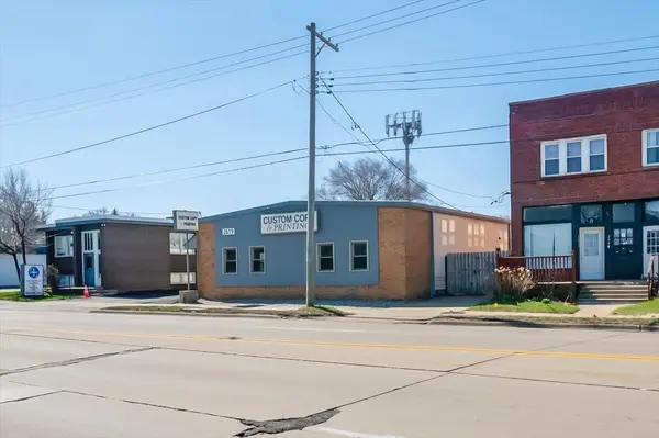 2619 Charles ST, Rockford, IL 61104