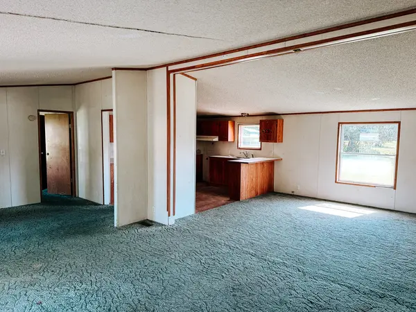 314 1/2 E Seminary AVE, Onarga, IL 60955