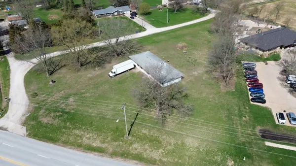 3121 Middle Haven RD, Bettendorf, IA 52722