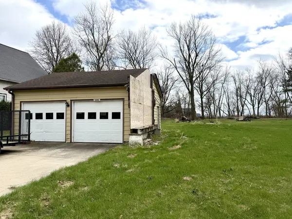 5982 W Clare RD, Clare, IL 60111