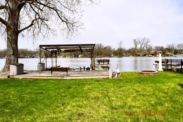 1022 River Terrace DR, Johnsburg, IL 60051