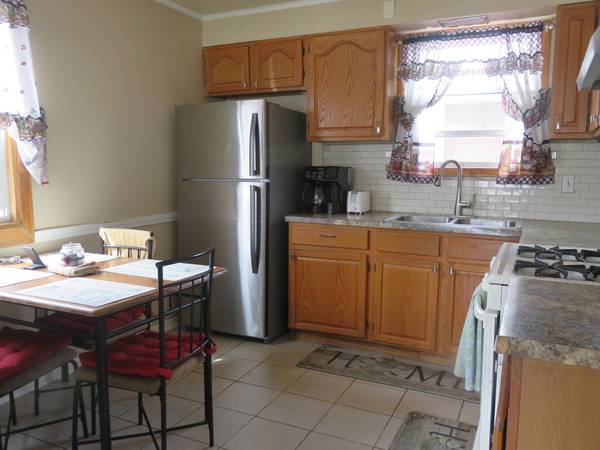 257 Minocqua ST, Park Forest, IL 60466