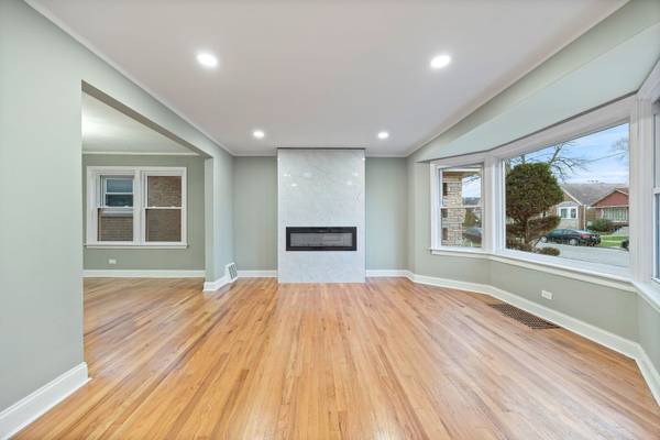 10615 S Emerald AVE, Chicago, IL 60628