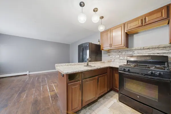 7854 S South Shore DR #306, Chicago, IL 60649