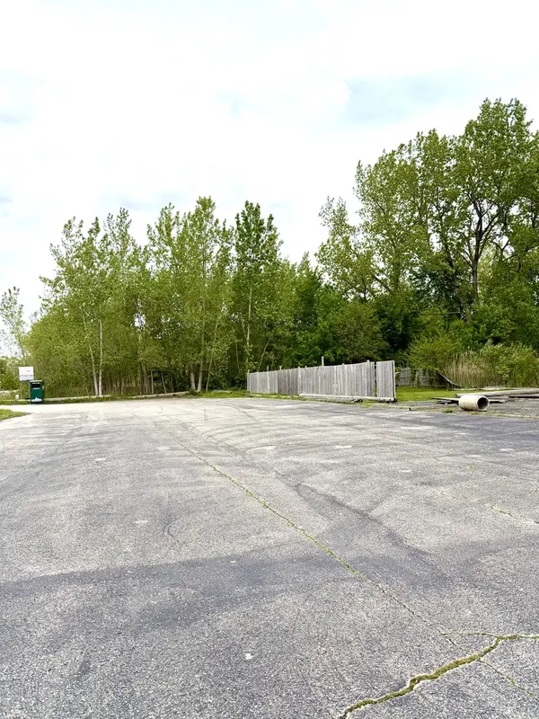 23962 Stripmine RD, Wilmington, IL 60481