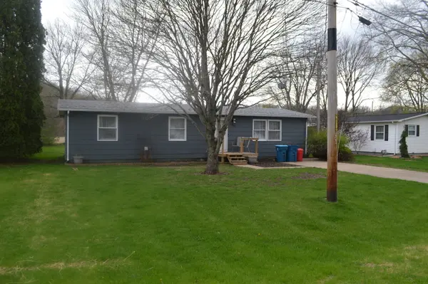 460 E Hill ST, Tiskilwa, IL 61368