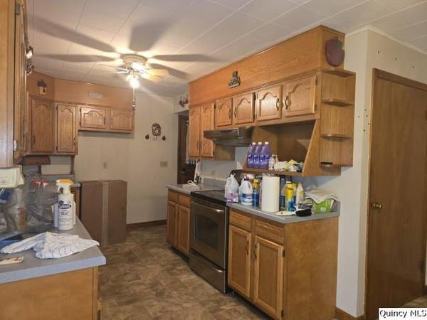 1741 Linn ST, Hamilton, IL 62341