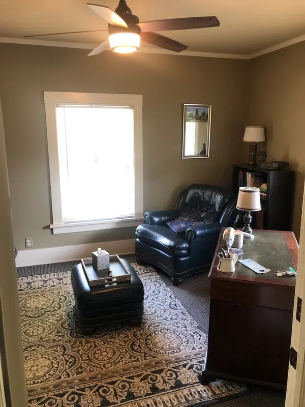 23 N Lincoln ST, Hinsdale, IL 60521