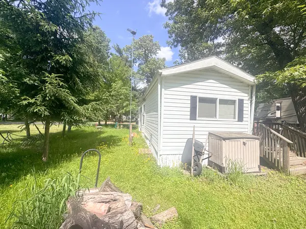 7/98 Woodhaven, Sublette, IL 61367