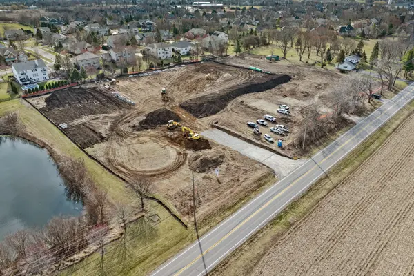 Unit 9A Prairie Grove DR, Geneva, IL 60134