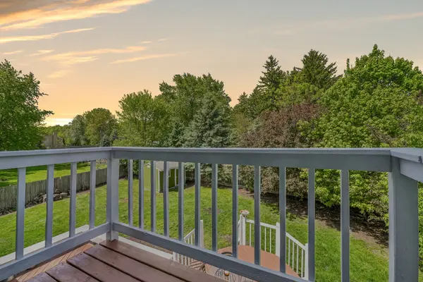 6 Crows Nest CT, Third Lake, IL 60030