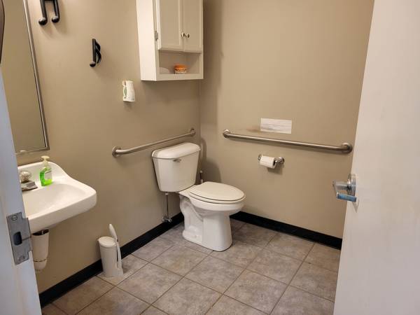 4175 Grove AVE, Gurnee, IL 60031