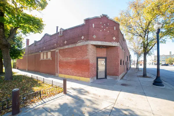 1423 W 79th ST, Chicago, IL 60620