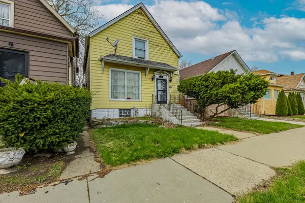 7526 S Merrill AVE, Chicago, IL 60649