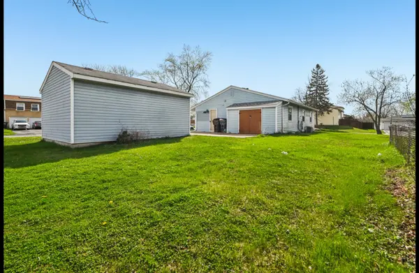3520 School DR, Country Club Hills, IL 60478