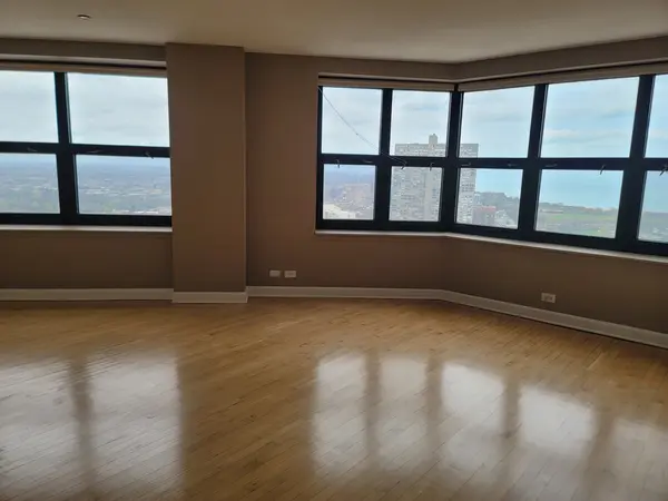 3660 N Lake Shore DR #4713, Chicago, IL 60613